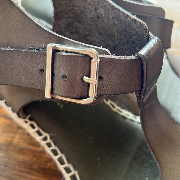 Made In Spain Leather Wedge Espadrilles in Olive. Paseart. Size 38 fits like 7.5 - Picture 2 of 9